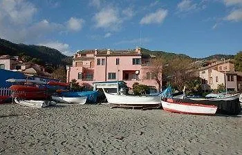 Affittacamere Lo Scoglio Monterosso al Mare Konukevi
